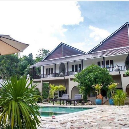 Boreirum Thmorda Hotel Resort Kampot Exterior foto